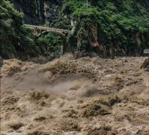 泥石流